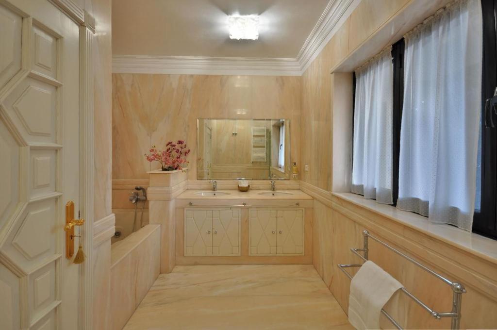 Porto Concept Home - University Residence & Guesthouse - Polo II Areosa Εξωτερικό φωτογραφία